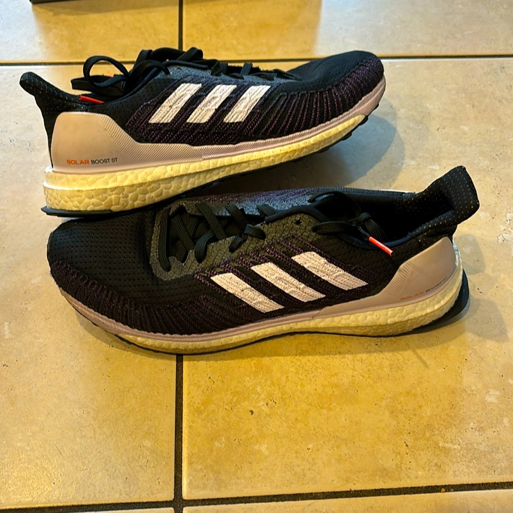 Women’s Adidas Solar Boost ST, size 10, EUC